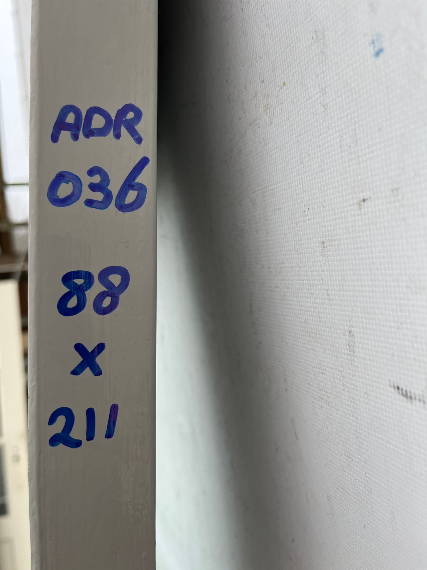 Achterdeur rechtsdraaiend 211x88(ADR036)