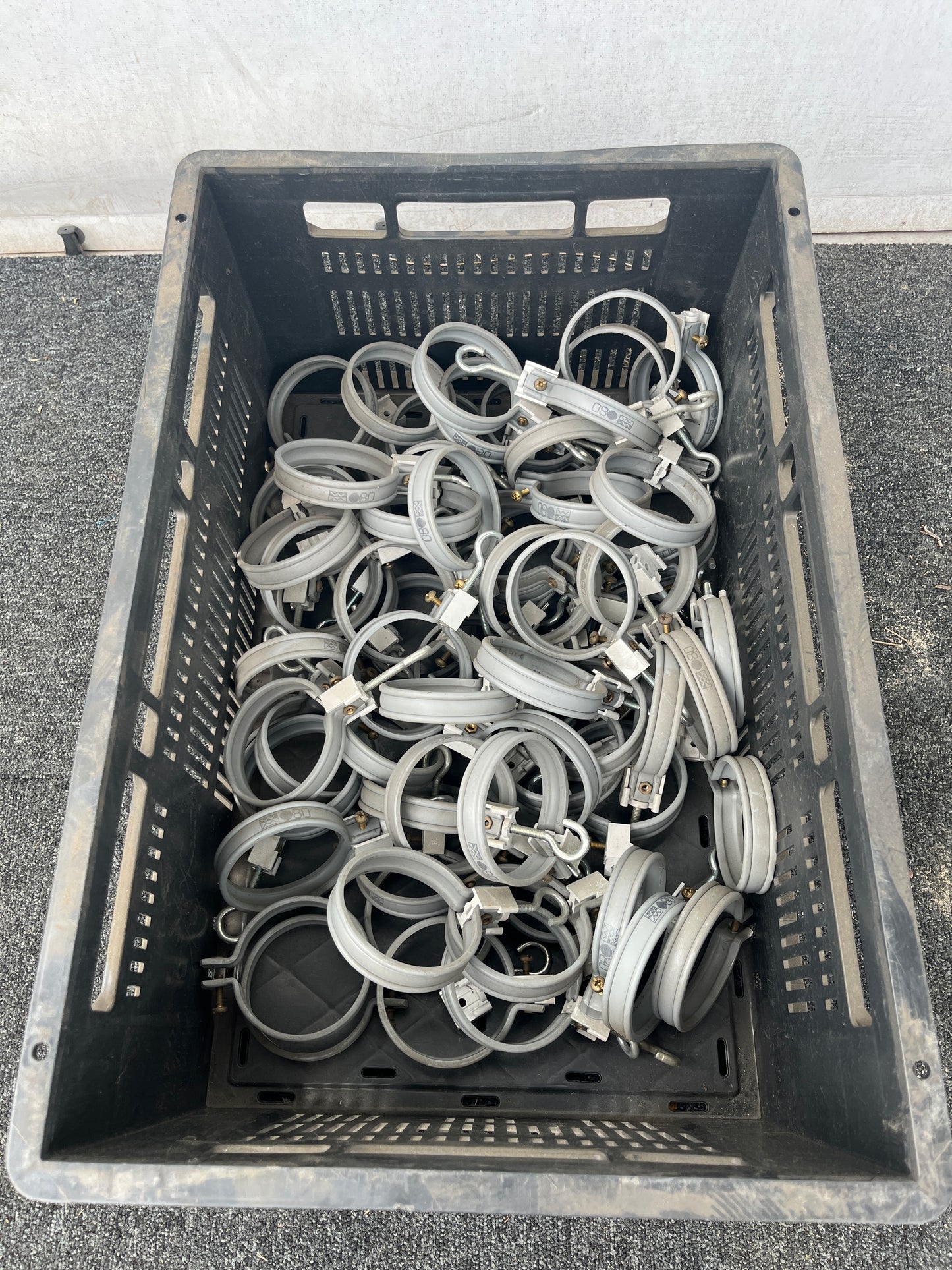 PVC hemelwaterafvoer beugel 80mm