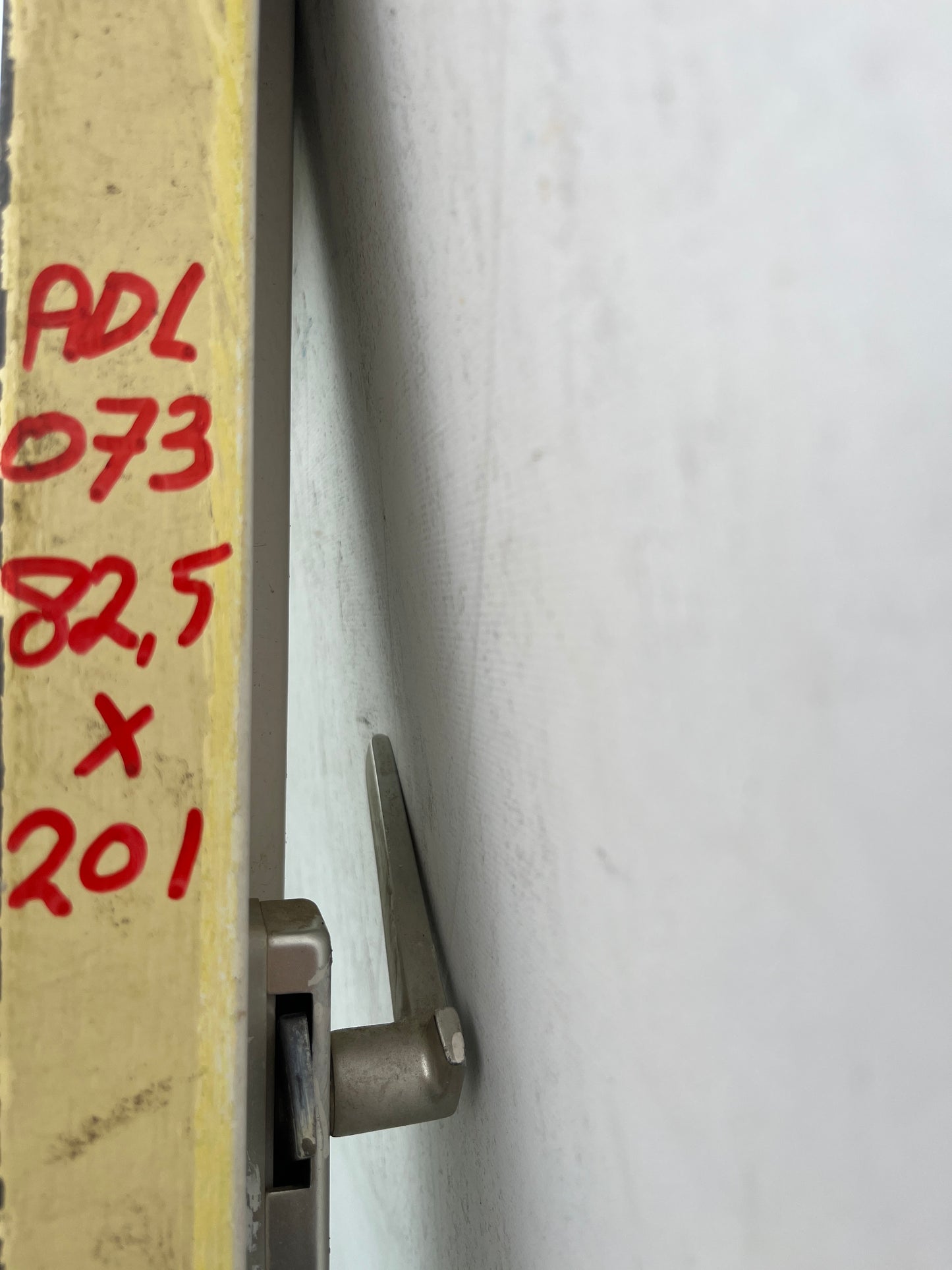 Achterdeur Linksdraaiend 82,5x201(ADL073)