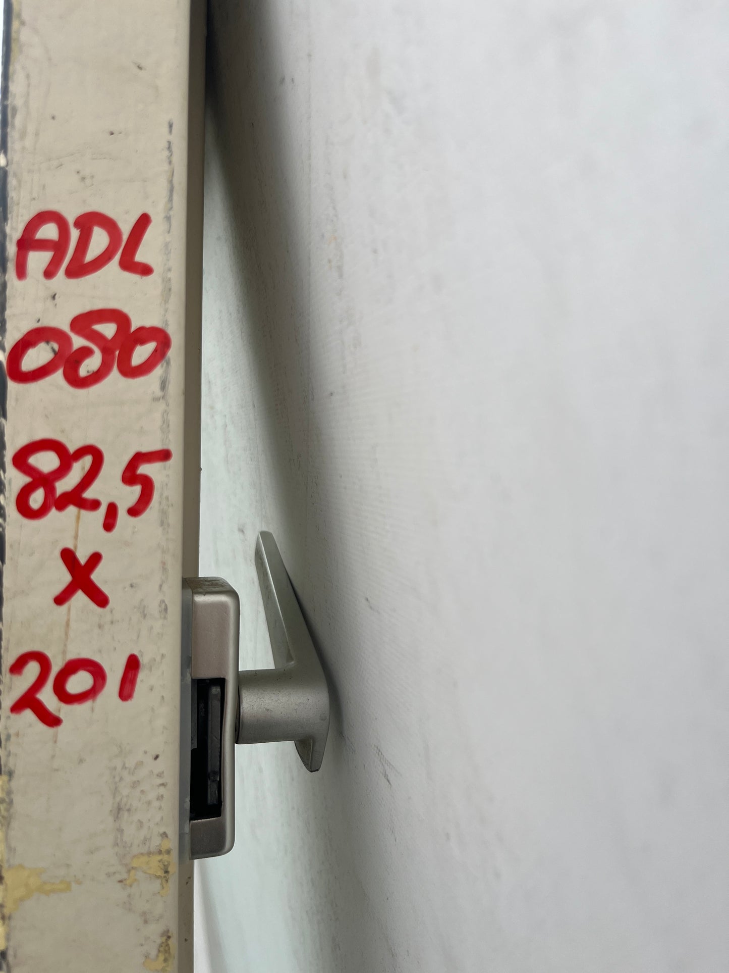 Achterdeur Linksdraaiend 82,5x201(ADL080)