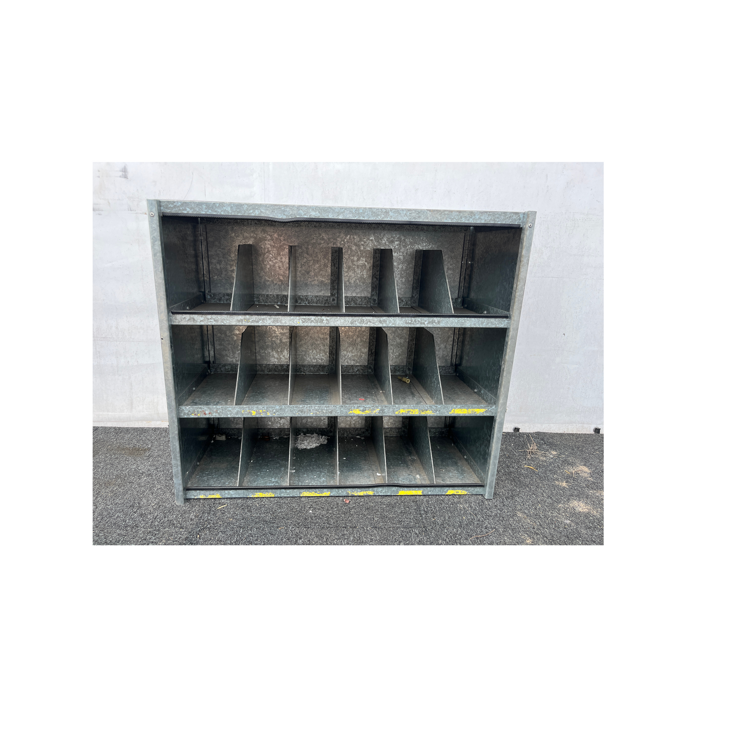 Magazijn/schuur kast met opbergvakjes(stapelbaar)