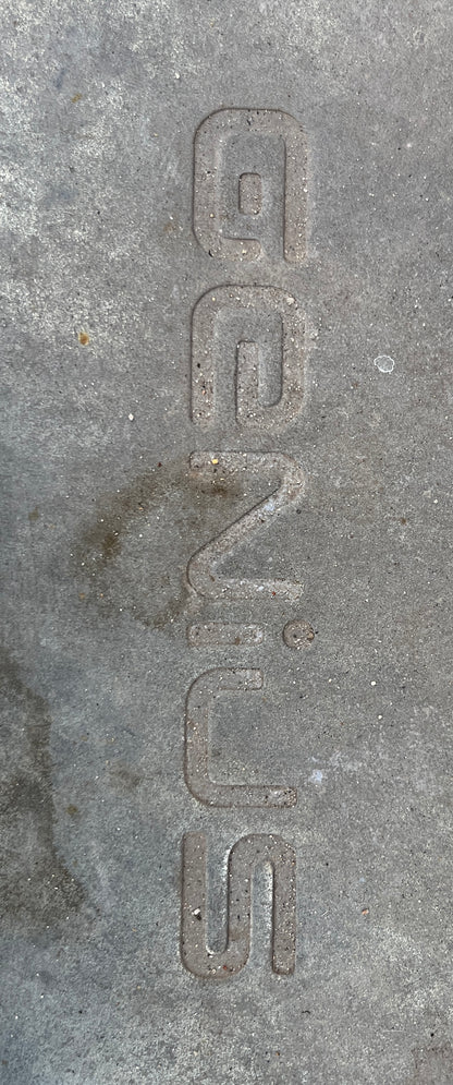 ierhekwerk met openslaande poorten(+/- 42meter)