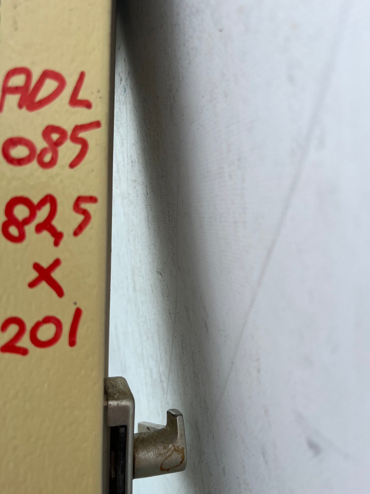 Achterdeur Linksdraaiend 82,5x201(ADL085)