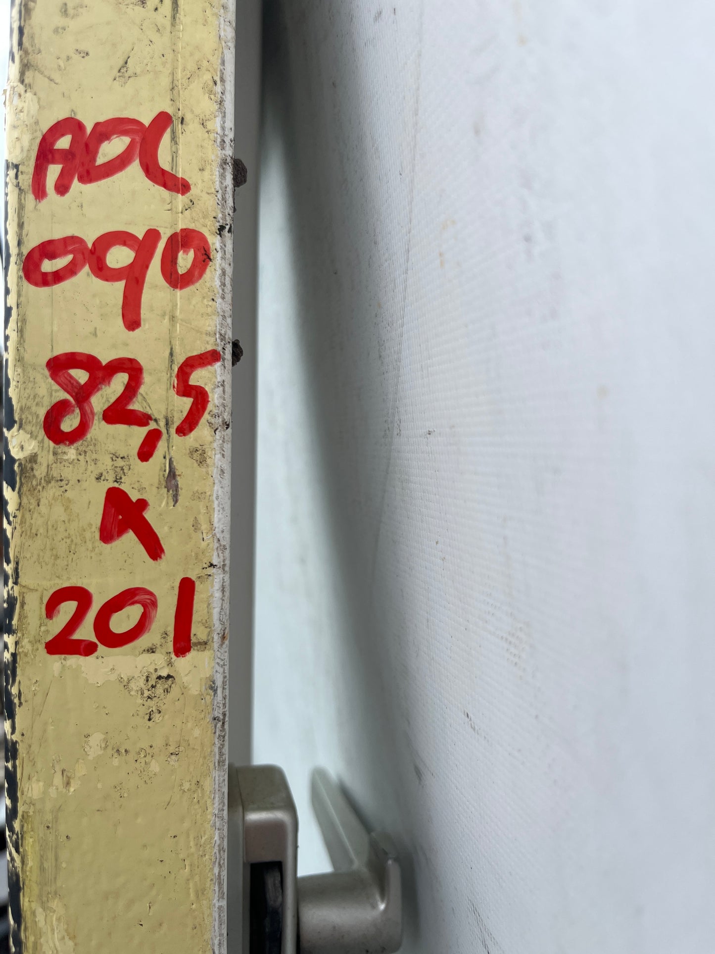 Achterdeur Linksdraaiend 82,5x201(ADL090)