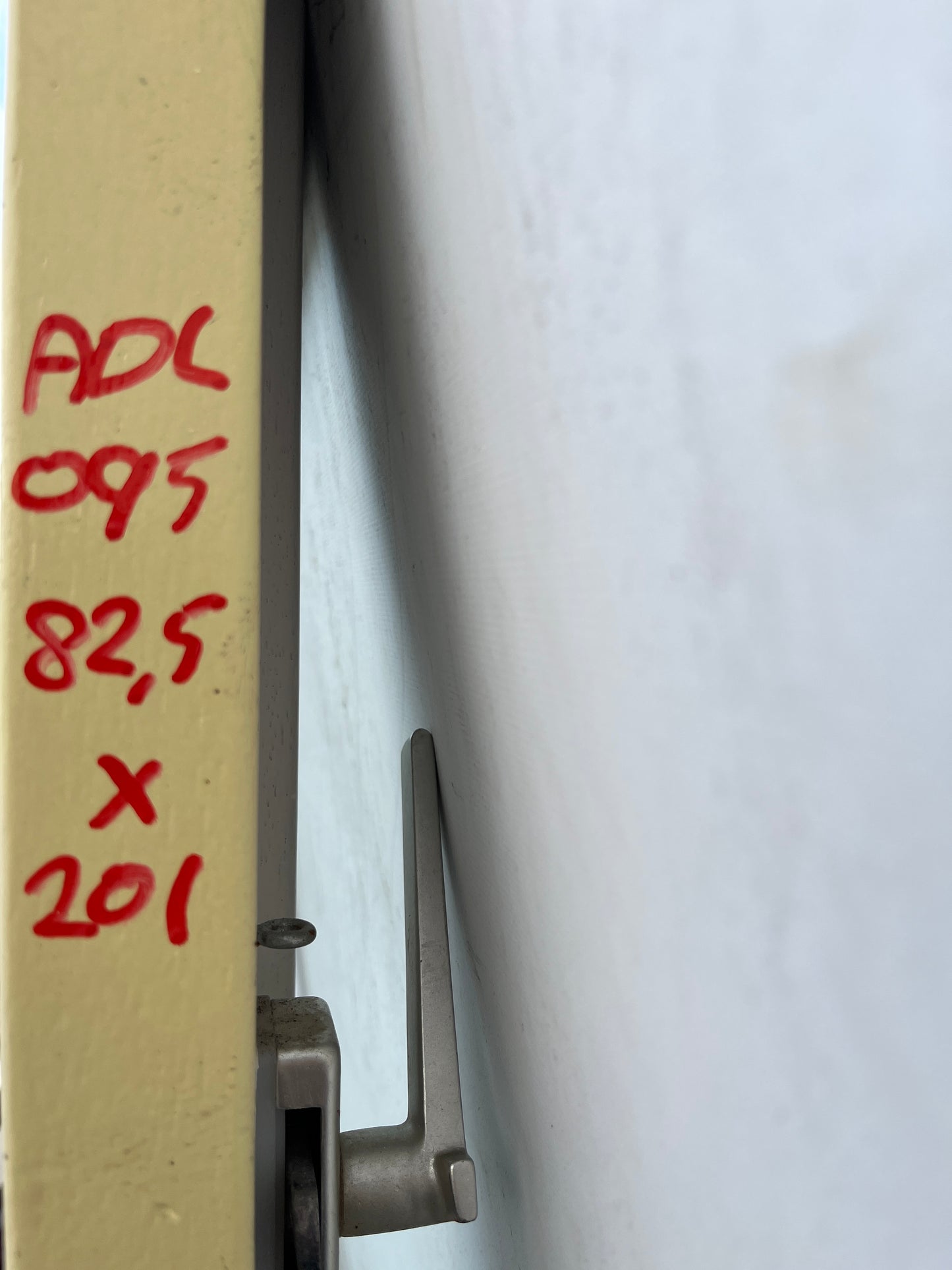 Achterdeur Linksdraaiend 82,5x201(ADL095)